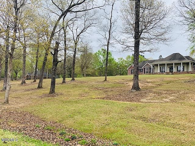 2nd image of 55 Ridgeland Dr
