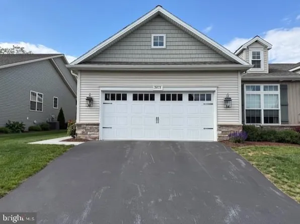 5415 Mendenhall Dr, Mechanicsburg, PA 17050