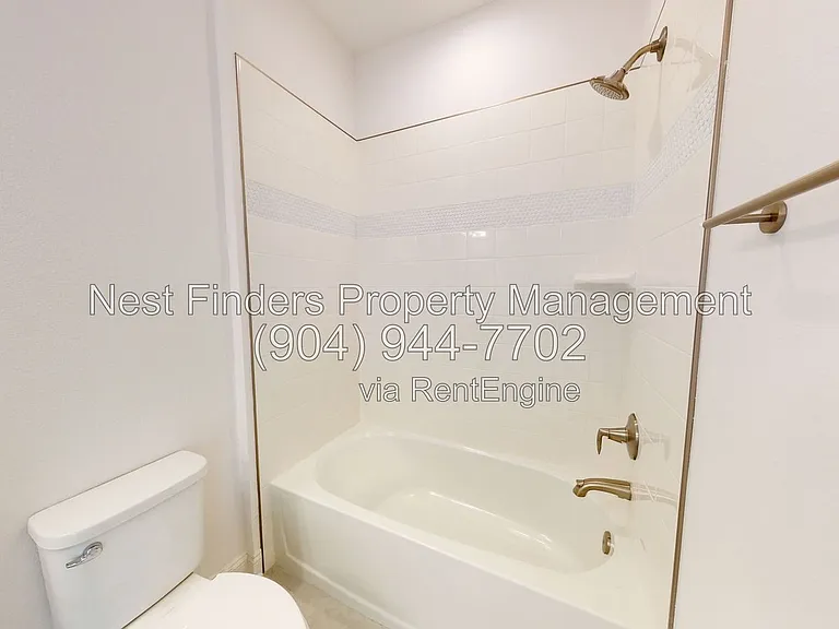 111 Carousel Dr — Photo 26