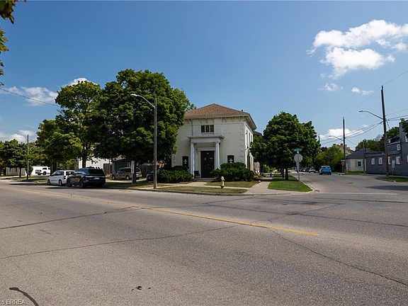 2nd image of 99 West St