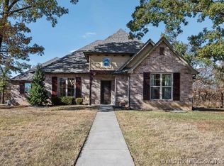 2727 Mountain Rd, Bartlesville, OK 74003