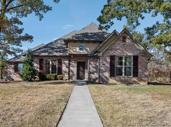 2727 Mountain Rd, Bartlesville, OK 74003