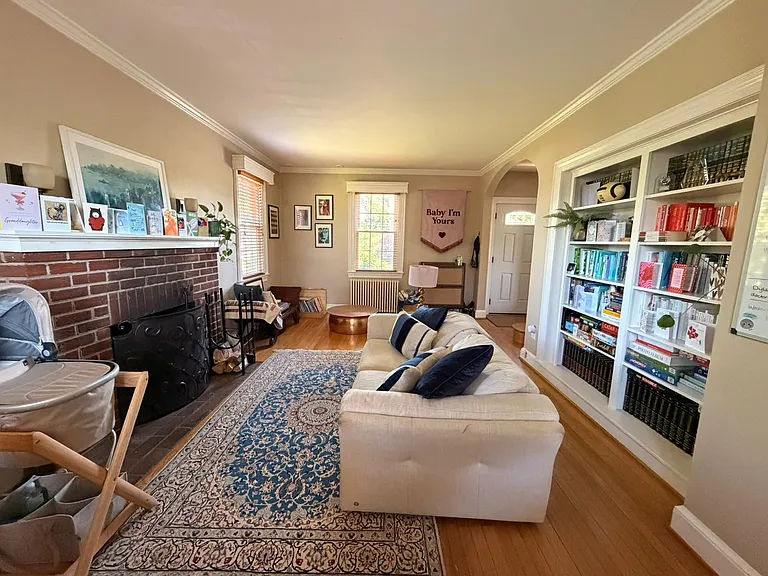 10833 W 1st St — Photo 5