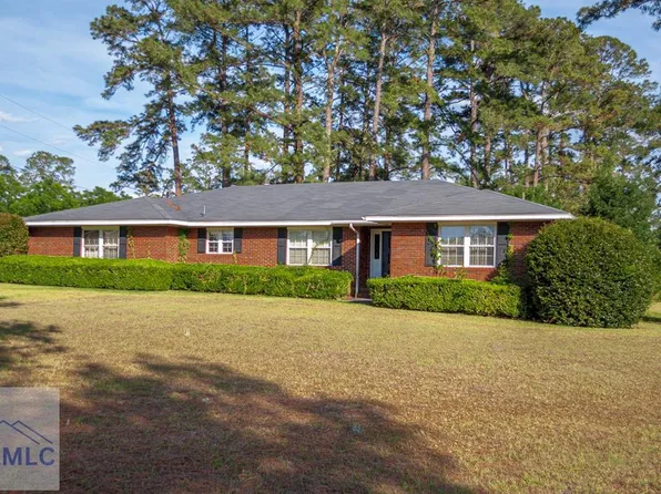 105 Edgewood Rd, Glennville, GA 30427