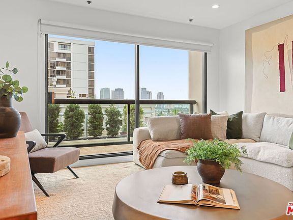 4th image of 10724 Wilshire Blvd APT 704