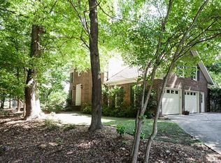 915 Cithara Dr, Matthews, NC 28105