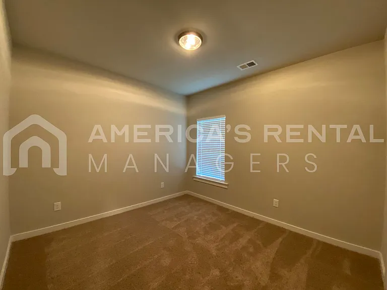 285 Avalon Way — Photo 17