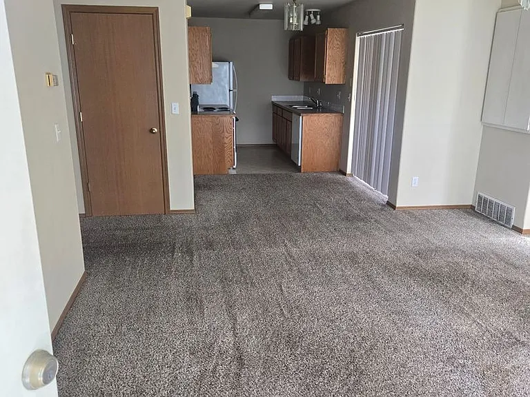 335 Dean Ave — Photo 4