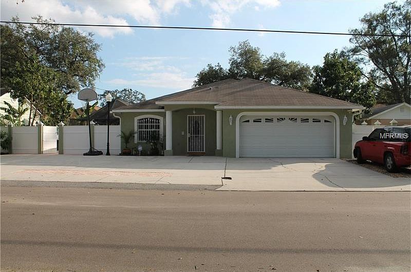 1st image of 3006 W Crest Ave