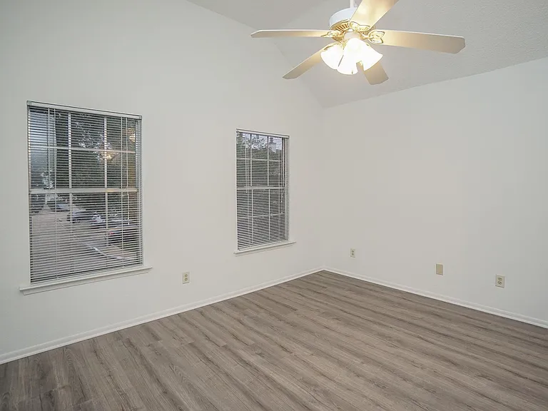 2810 Grants Lake Blvd #903 — Photo 29