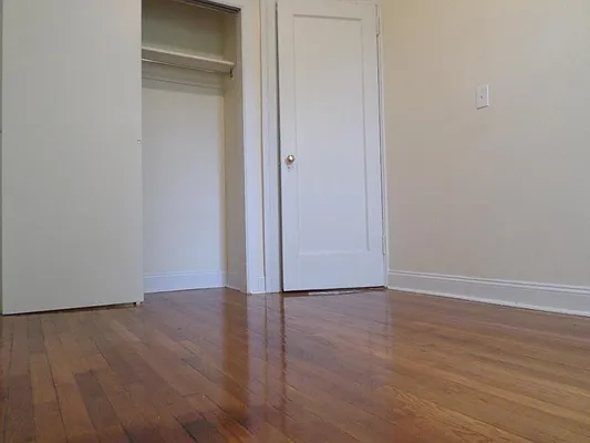 Rented by Keller Williams NYC | media 25