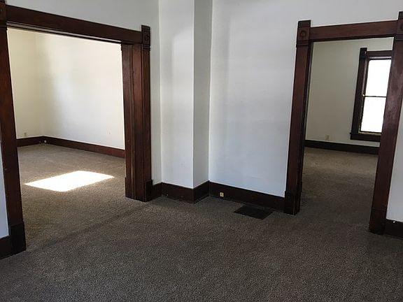 5th image of 415 N Wood St