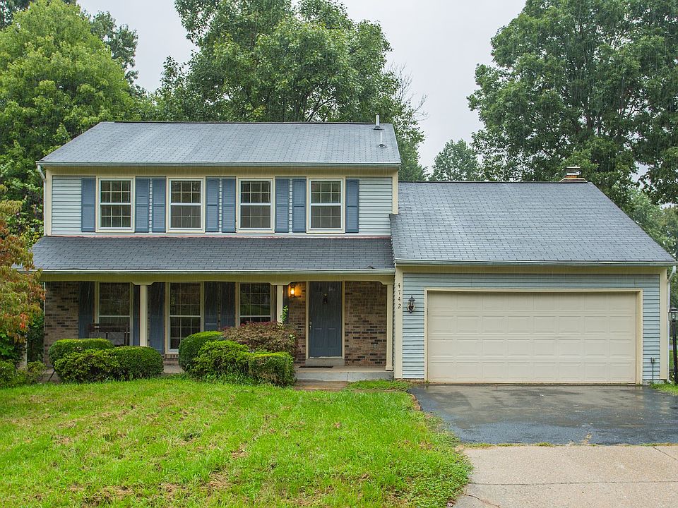 1st image of 4742 Hickory Nut Pl