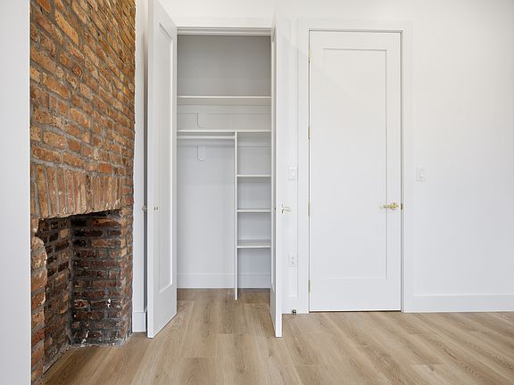 3rd image of 336 Manhattan Ave #3L