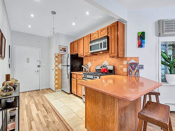 3rd image of 2322 Adam Clayton Powell Jr Blvd APT 2G