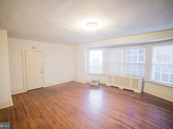 5th image of 401 S 22nd St #1R