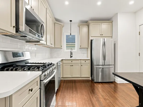 50 Trident Ave #C, Winthrop, MA 02152