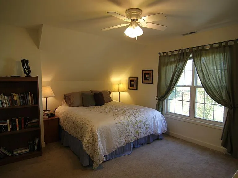 306 Laurel Ave — Photo 7