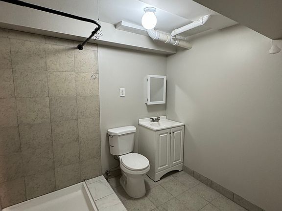 5th image of 4574 162nd St Floor 1