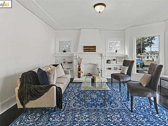 5th image of 8315 Iris St