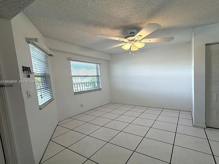 1400 SW 124th Ter #402Q — Photo 17
