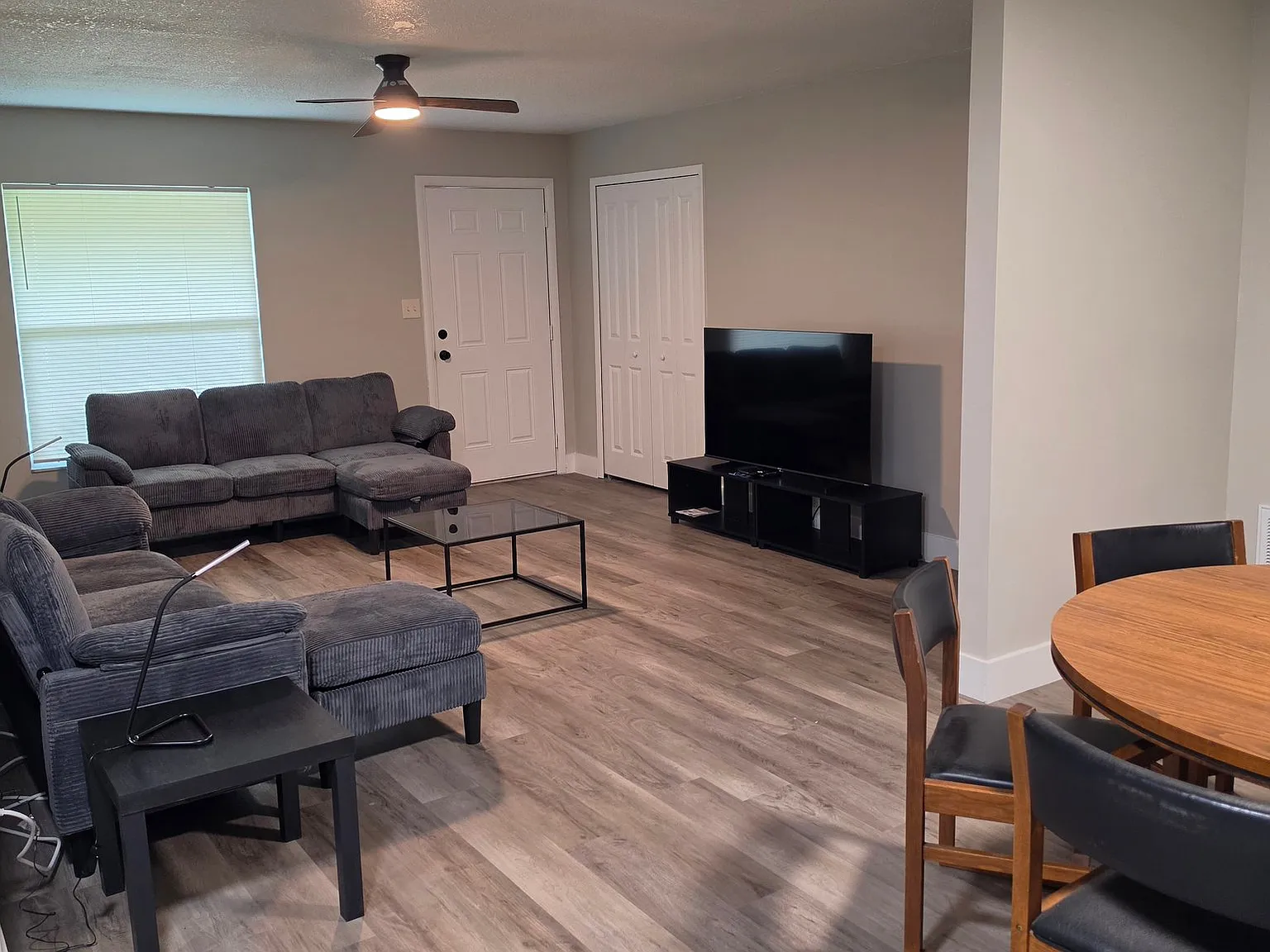 Private Room & bathroom for Rent in Shared House — Photo 2