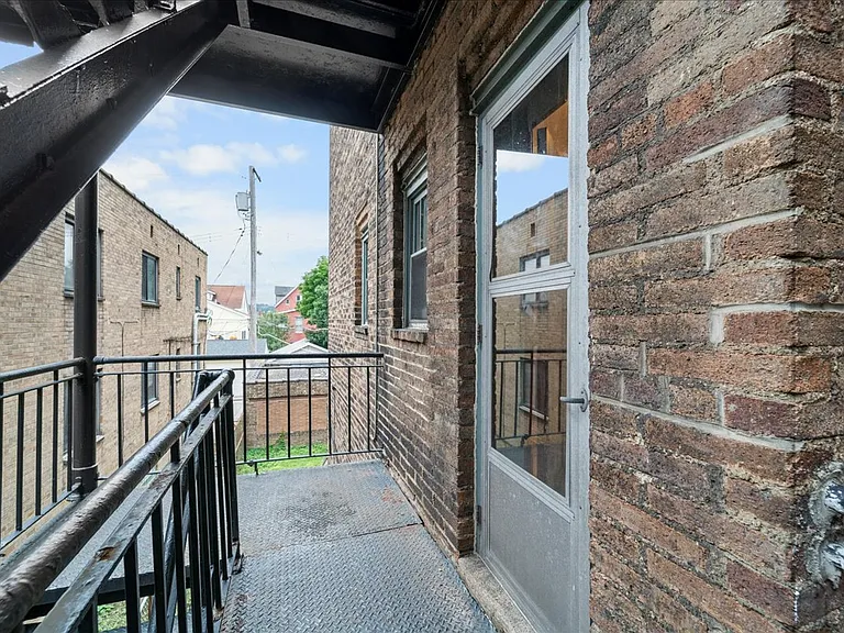 342 S Highland Ave #11B — Photo 21