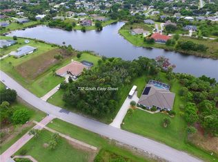732 S Easy St, Sebastian, FL 32958