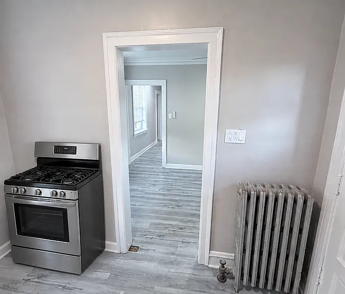 1108 Curtiss St #C6 — Photo 3