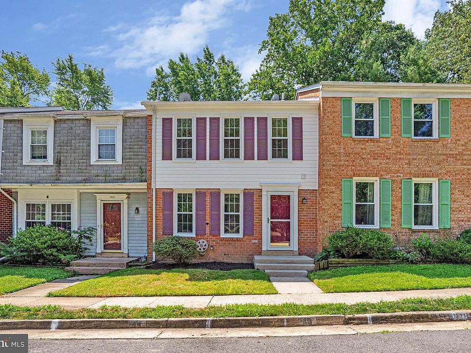 1st image of 7821 Groveland Sq