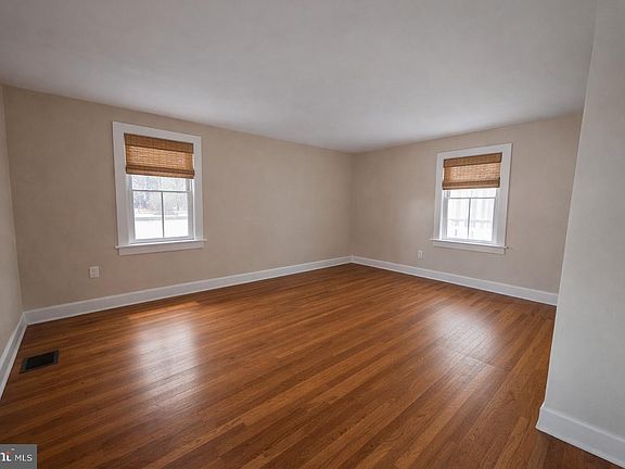 24th image of this home