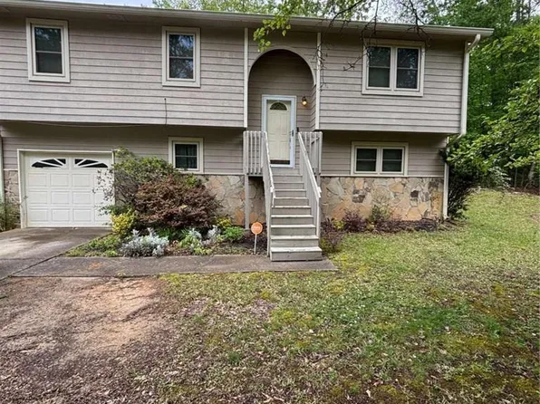 6770 Peppermill Ln S, Atlanta, GA 30349