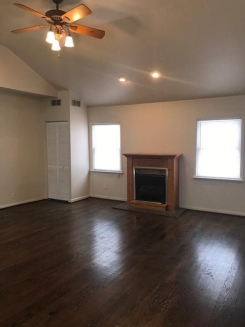 1st image of 21101 Huntington Ave