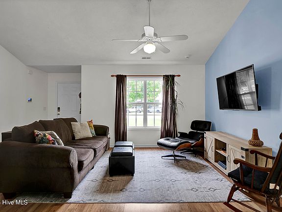 2nd image of 7394 Opal Stone Court