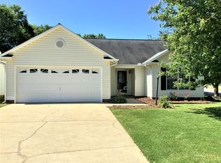 407 Brianna Dr, Boiling Springs, SC 29316