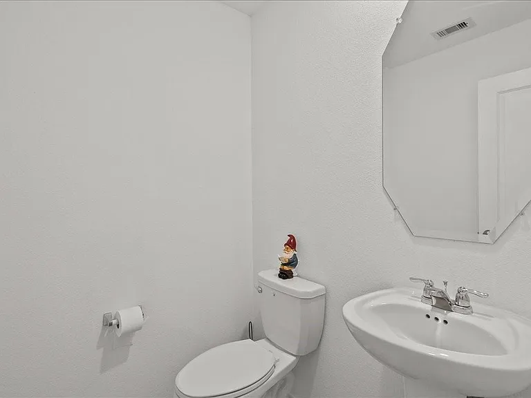 512 Maple Bend Ln — Photo 15