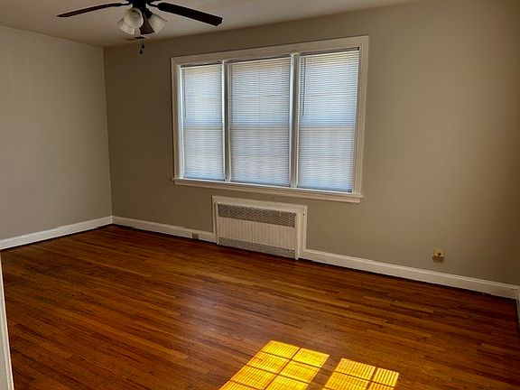 5th image of 100 Bradford Ave APT 11