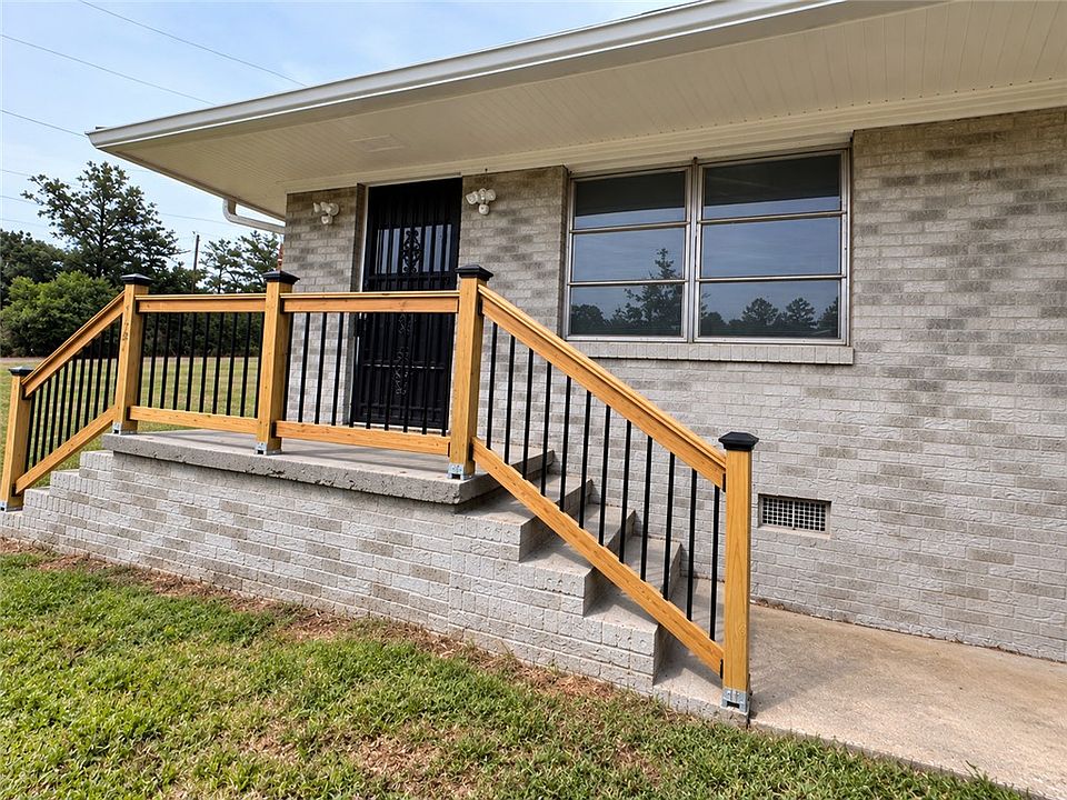 1st image of 127 Lin Ollie Ln