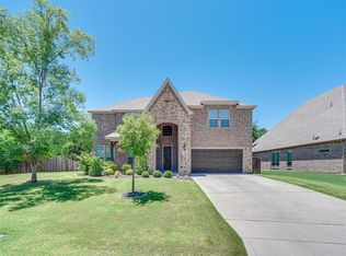 401 Turnstone Dr, Mansfield, TX 76063