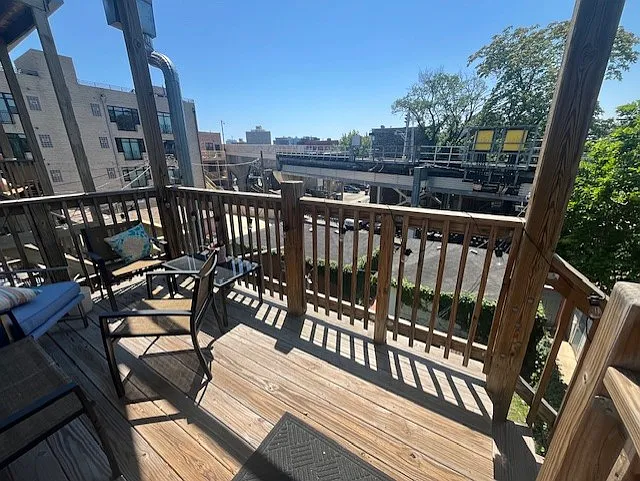 1019 W Newport Ave #3 — Photo 22
