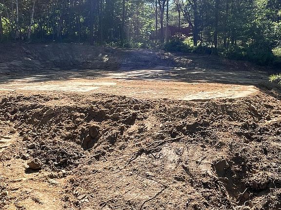 3rd image of 305th St