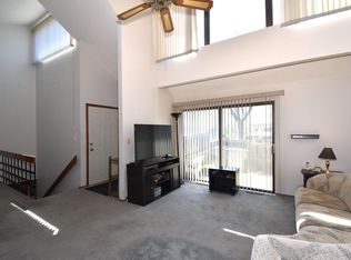 9248 N 70th St #6, Milwaukee, WI 53223