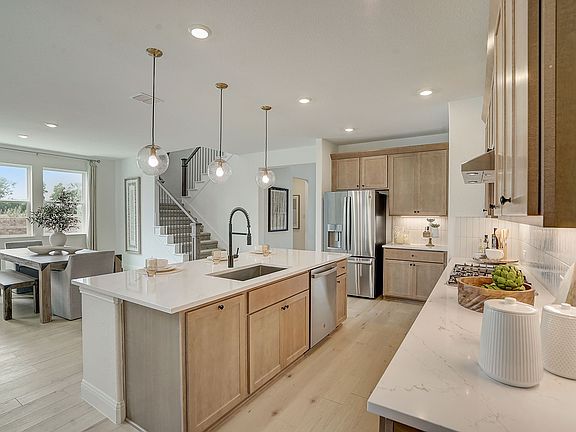 3rd image of 2044 Bluestem Rd
