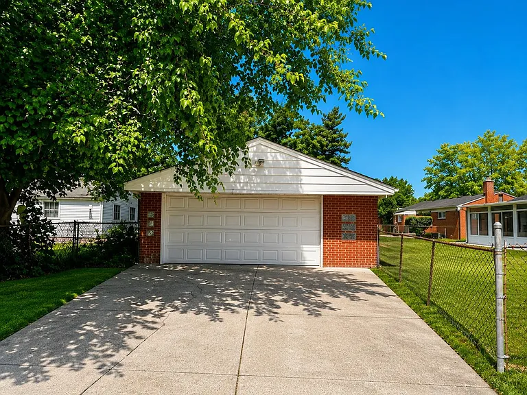 21307 Le Fever Ave — Photo 29