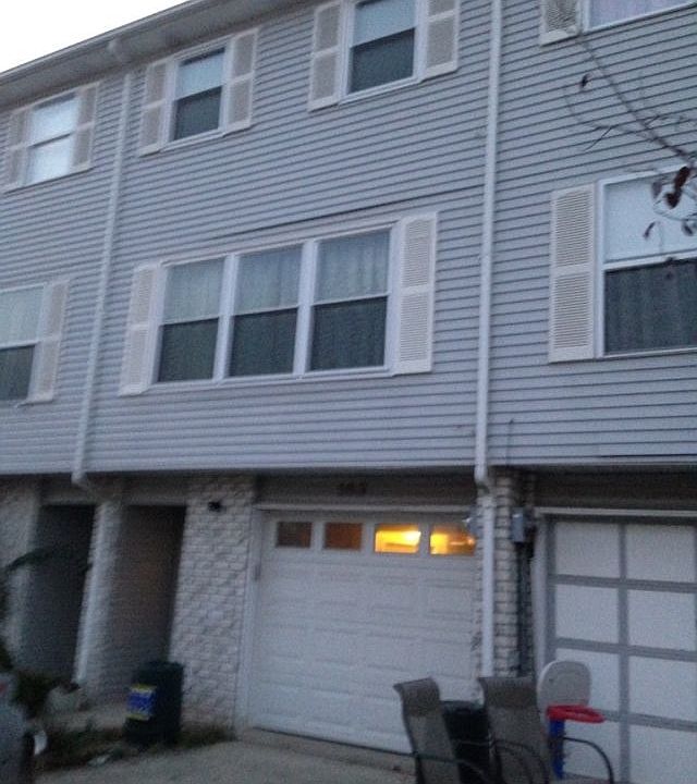 2nd image of 163 Lorraine Loop
