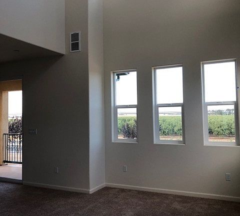 2nd image of 4362 Strathmore Pl