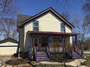 444 Fulton St #446, Elgin, IL 60120