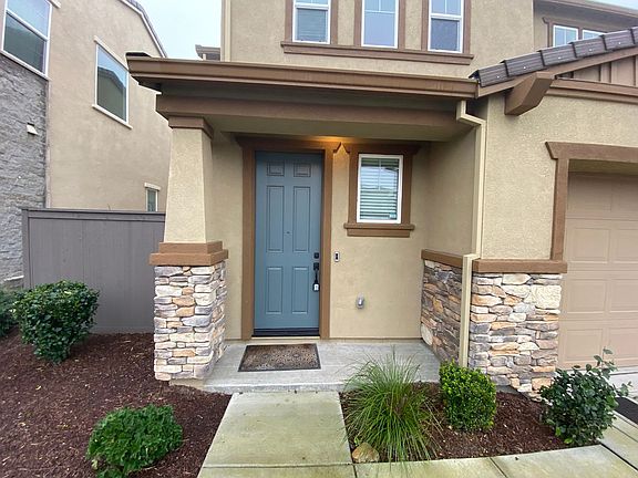 2nd image of 3512 Nuestra Ave