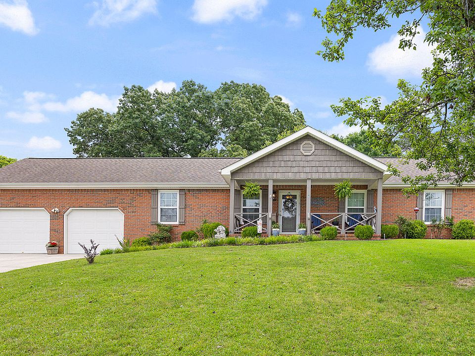 1st image of 114 Oakview Dr