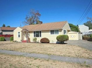 13716 8th Ave SW, Burien, WA 98166